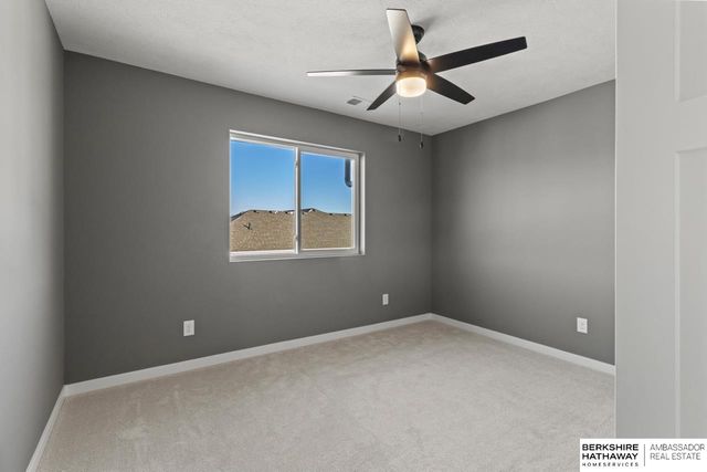 14812 Willow Street, Bennington, NE 68007