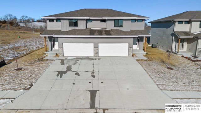 14812 Willow Street, Bennington, NE 68007