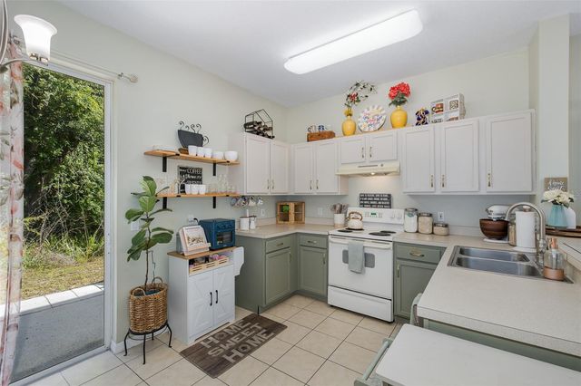 12739 SUNLAND COURT, Tampa, FL 33625