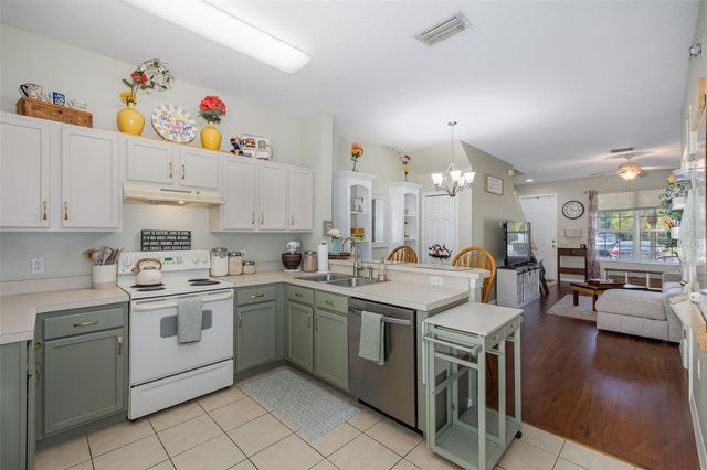 12739 SUNLAND COURT, Tampa, FL 33625