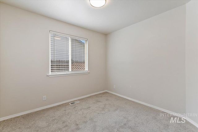 5704 S Moonflower Pl, Boise, ID 83716