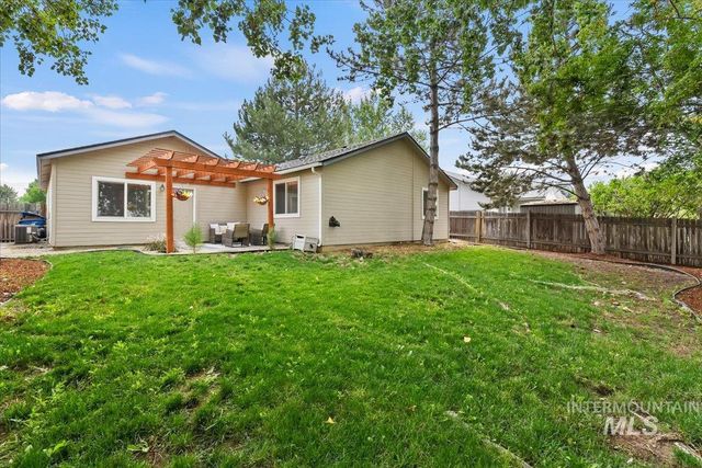 5704 S Moonflower Pl, Boise, ID 83716