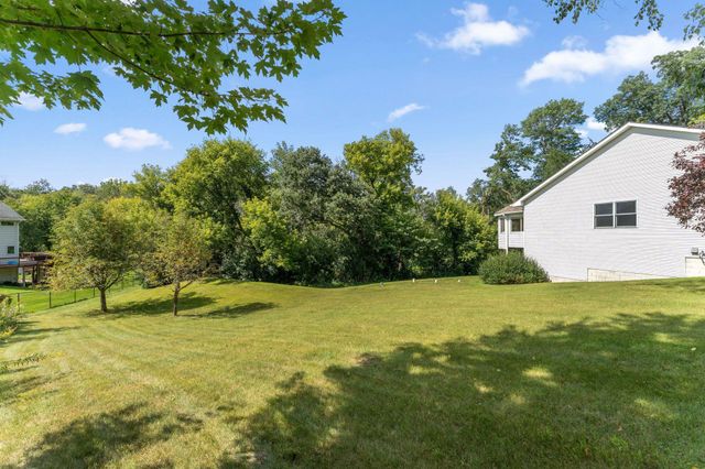 7268 256th Street, Wyoming, MN 55092