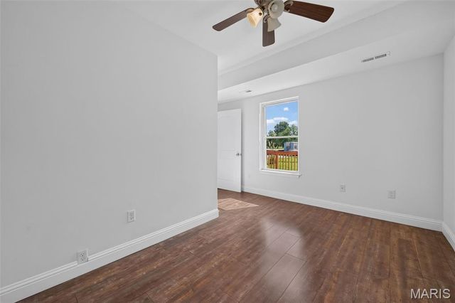 129 E Pacific Street, Pacific, MO 63069