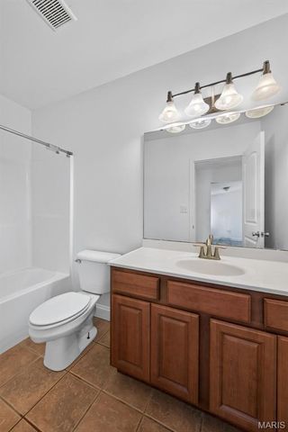 129 E Pacific Street, Pacific, MO 63069