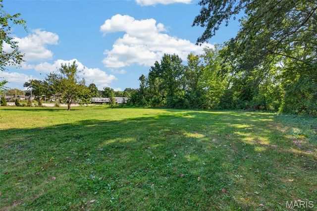 129 E Pacific Street, Pacific, MO 63069