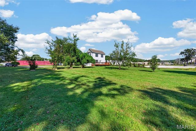 129 E Pacific Street, Pacific, MO 63069