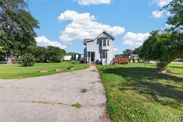 129 E Pacific Street, Pacific, MO 63069