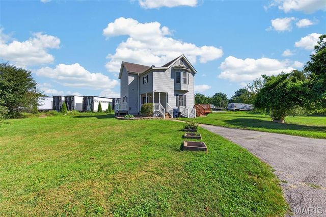 129 E Pacific Street, Pacific, MO 63069