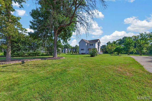 129 E Pacific Street, Pacific, MO 63069
