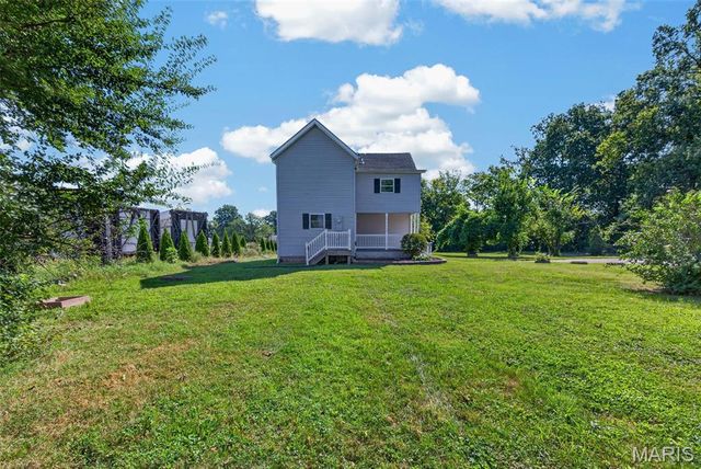 129 E Pacific Street, Pacific, MO 63069