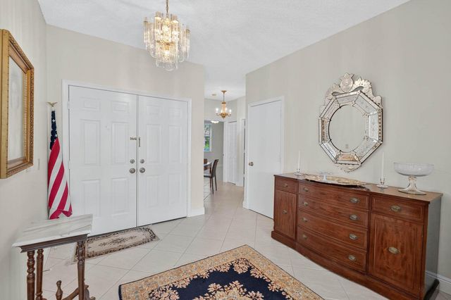 117 Legendary Circle, Palm Beach Gardens, FL 33418