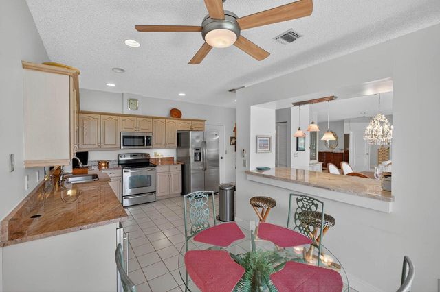 117 Legendary Circle, Palm Beach Gardens, FL 33418