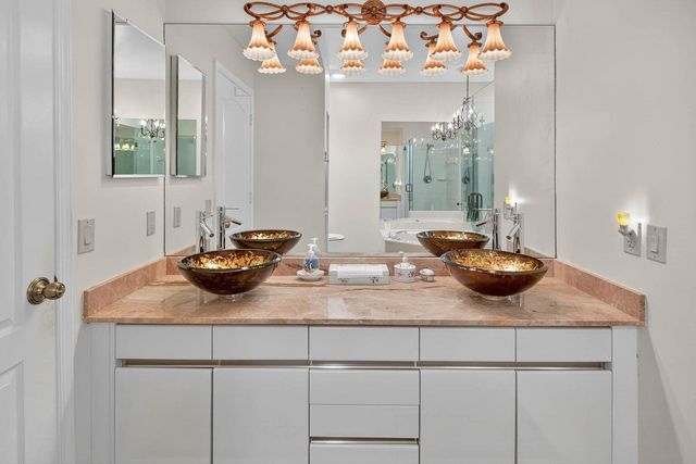 117 Legendary Circle, Palm Beach Gardens, FL 33418