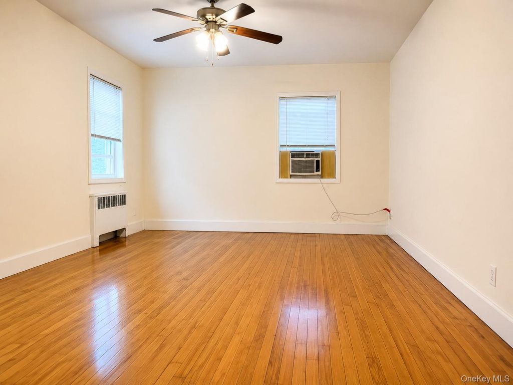 320 S Broadway T5, Tarrytown, NY 10591 — photo 2