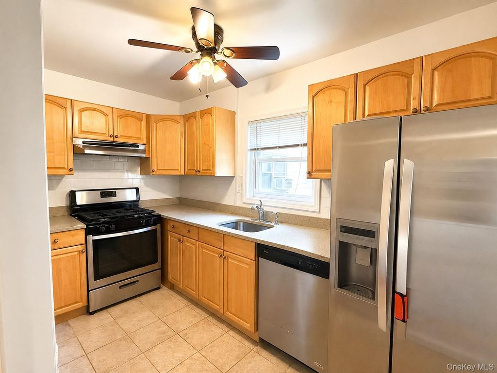 320 S Broadway T5, Tarrytown, NY 10591 — photo 4