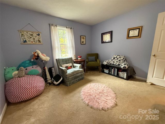 2765 Hollybrook Lane, Morganton, NC 28655