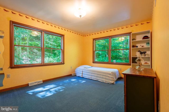 274 WISSINGER RD, Boyertown, PA 19512