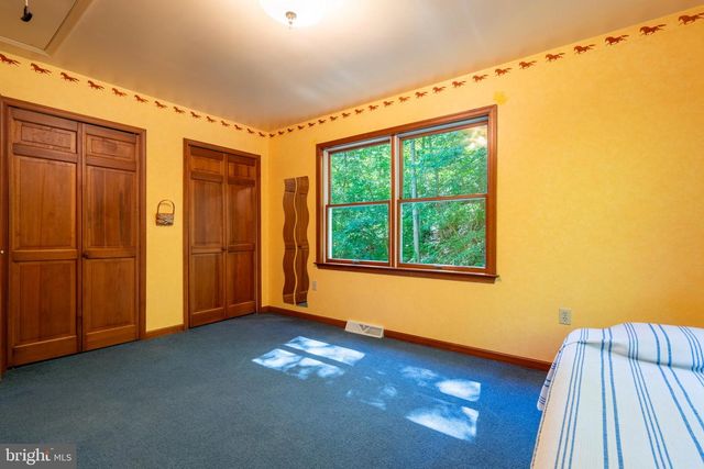 274 WISSINGER RD, Boyertown, PA 19512
