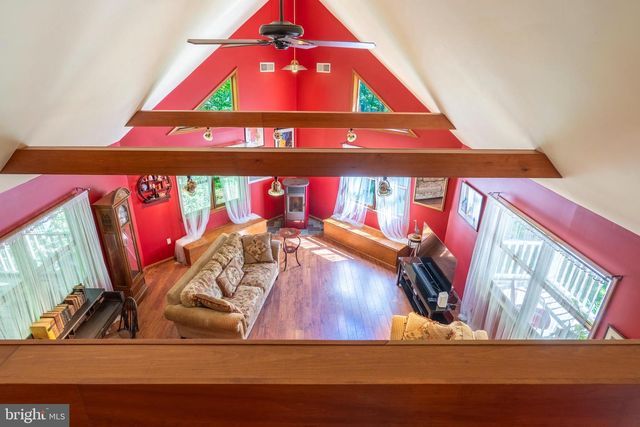 274 WISSINGER RD, Boyertown, PA 19512