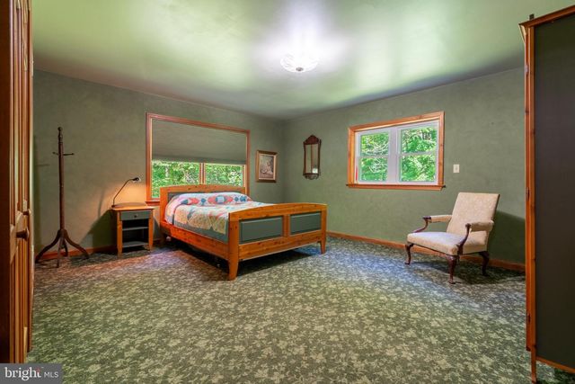 274 WISSINGER RD, Boyertown, PA 19512