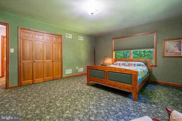 274 WISSINGER RD, Boyertown, PA 19512