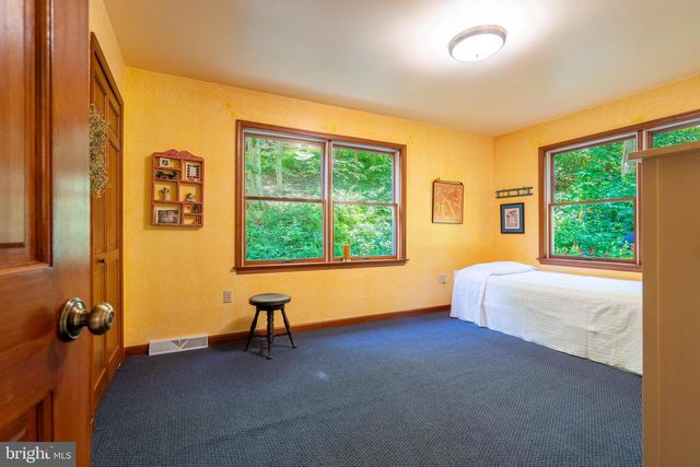 274 WISSINGER RD, Boyertown, PA 19512