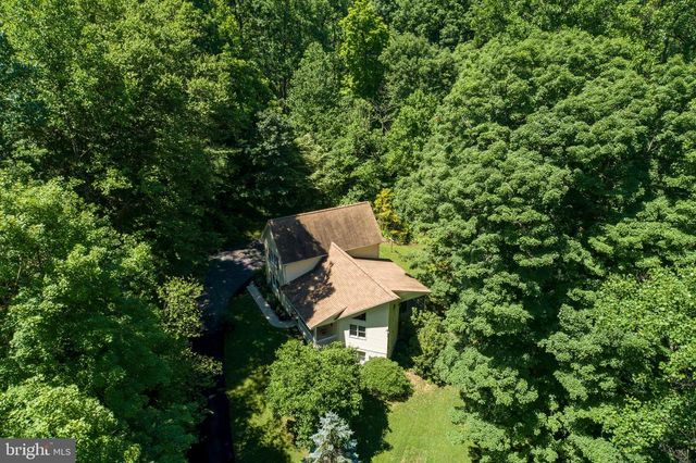 274 WISSINGER RD, Boyertown, PA 19512