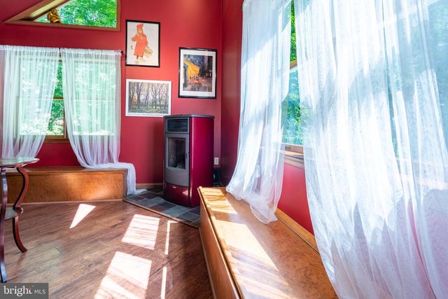 274 WISSINGER RD, Boyertown, PA 19512