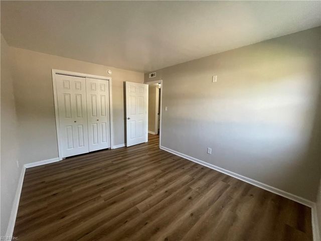 719 Marvin Ave Apt 105, Norfolk, VA 23518