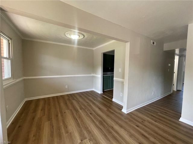 719 Marvin Ave Apt 105, Norfolk, VA 23518