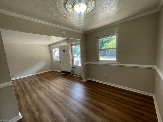 719 Marvin Ave Apt 105, Norfolk, VA 23518