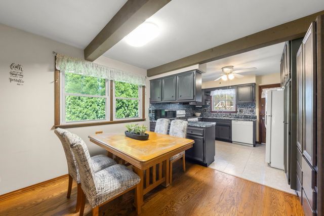 151 Catalpa Avenue, Wood Dale, IL 60191