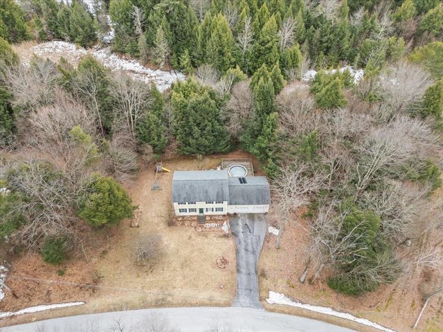 550 Nottingham Drive, Georgia, VT 05468