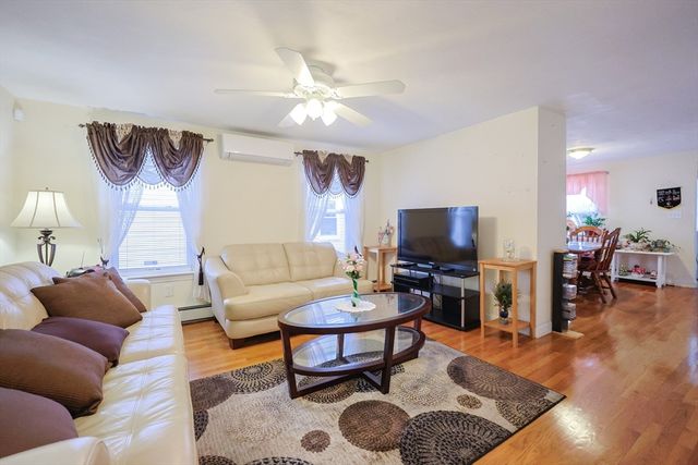 42 Auburn St., Malden, MA 02148