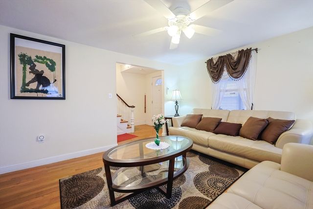 42 Auburn St., Malden, MA 02148