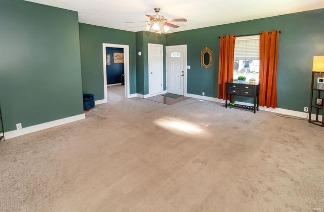 2016 E Blackford Avenue, Evansville, IN 47714