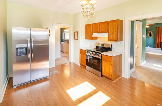 2016 E Blackford Avenue, Evansville, IN 47714