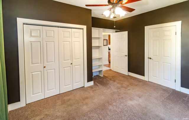 2016 E Blackford Avenue, Evansville, IN 47714