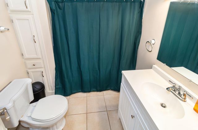 2016 E Blackford Avenue, Evansville, IN 47714