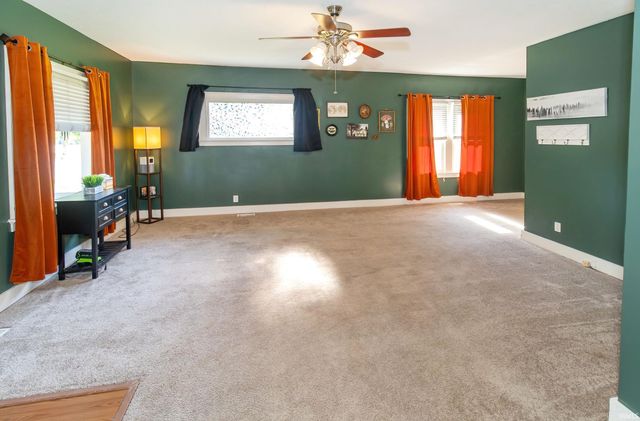 2016 E Blackford Avenue, Evansville, IN 47714
