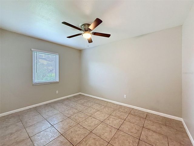 912 SHANGRI LA DRIVE, Seffner, FL 33584