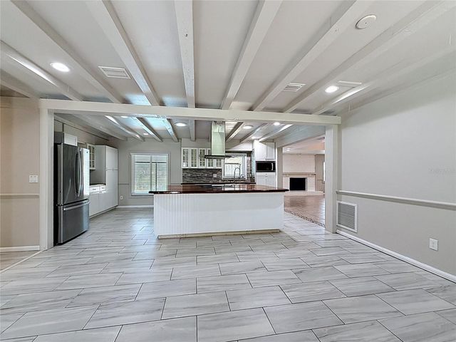 912 SHANGRI LA DRIVE, Seffner, FL 33584