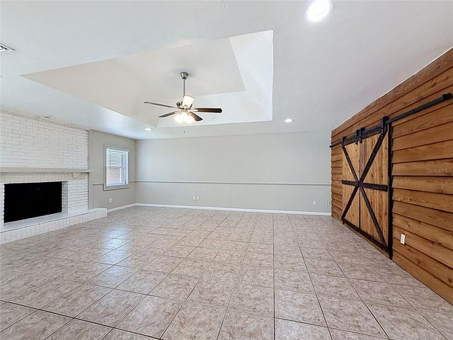 912 SHANGRI LA DRIVE, Seffner, FL 33584