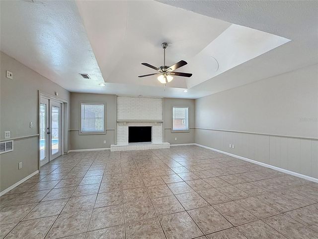 912 SHANGRI LA DRIVE, Seffner, FL 33584