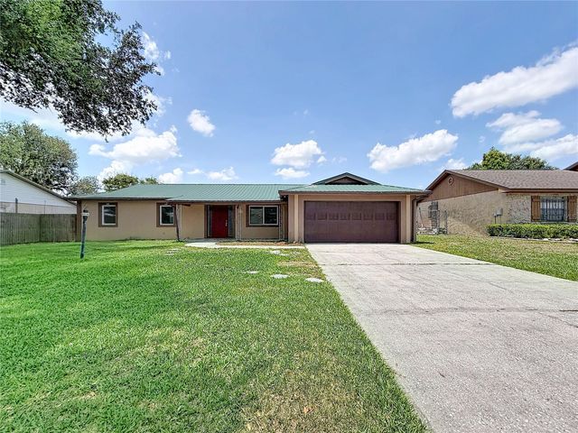 912 SHANGRI LA DRIVE, Seffner, FL 33584