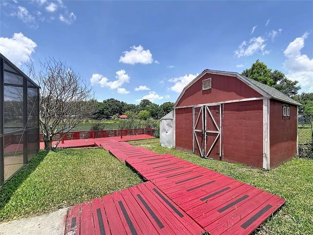 912 SHANGRI LA DRIVE, Seffner, FL 33584