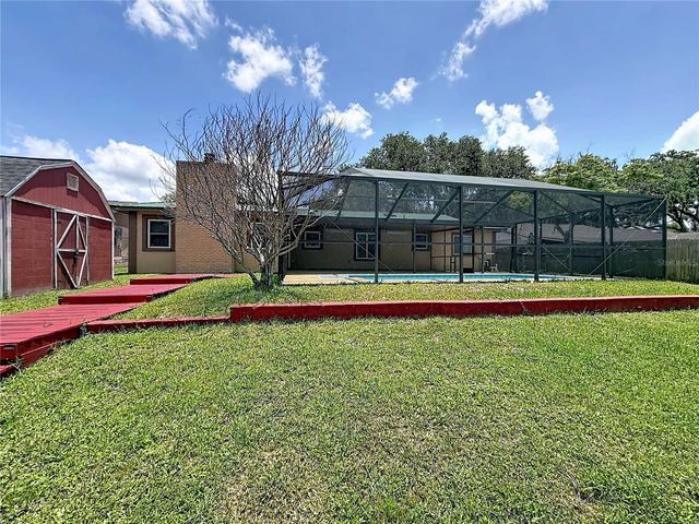 912 SHANGRI LA DRIVE, Seffner, FL 33584