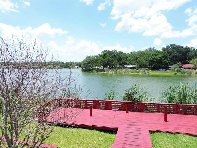 912 SHANGRI LA DRIVE, Seffner, FL 33584