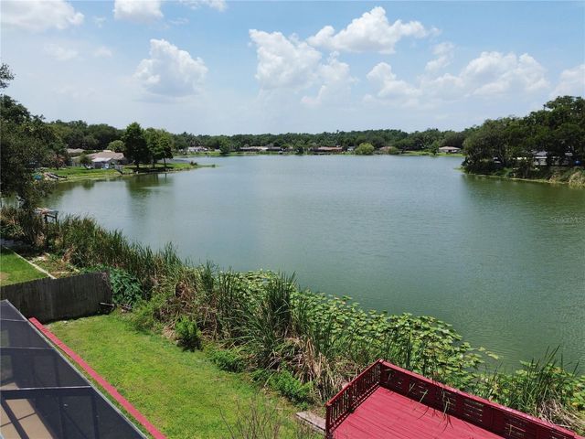 912 SHANGRI LA DRIVE, Seffner, FL 33584